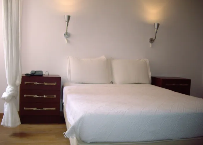 Residencial Camoes Лиссабон