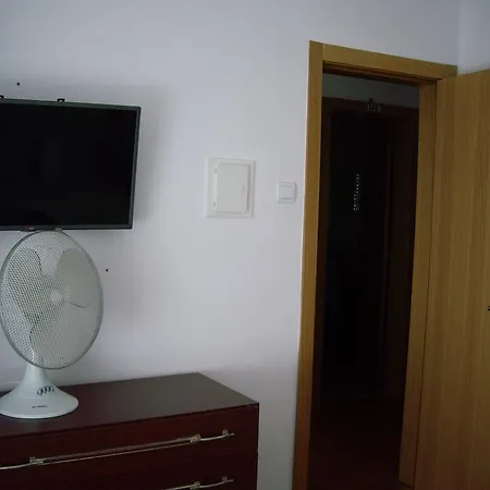 Bed & Breakfast Residencial Camoes Lisbona