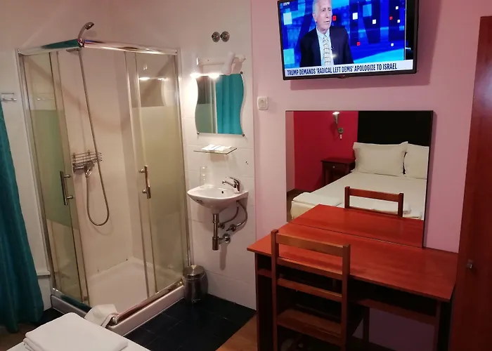 Residencial Camoes 2*