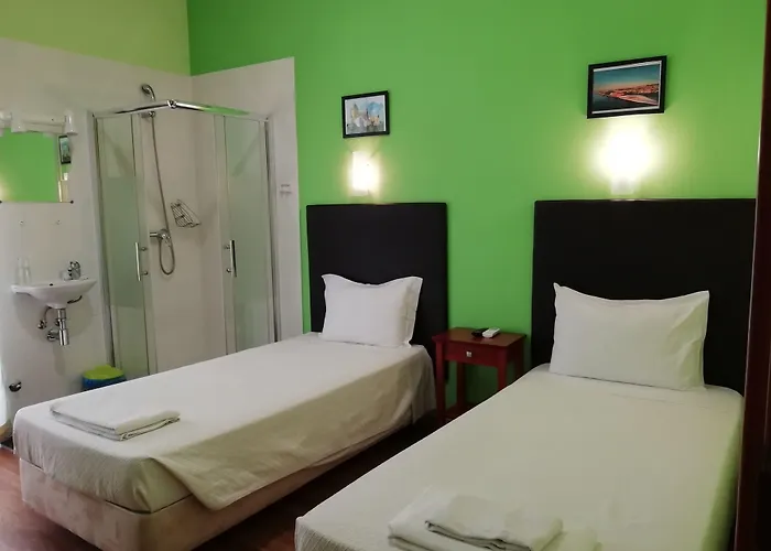 Residencial Camoes 2*