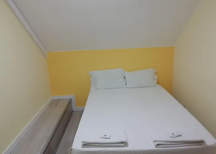 Residencial Camoes 2*